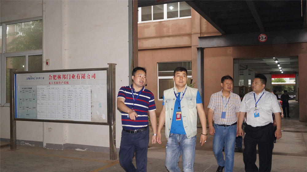 藍(lán)帆集團(tuán)董事長何董到林邦集團(tuán)考察調(diào)研